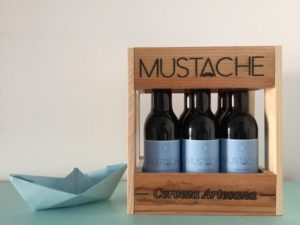 mustache negra marinera bis