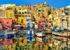 Roberto Cipresso firma Mosaico per Procida, il vino per la Capitale italiana della Cultura 2022