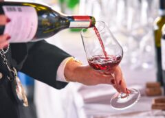 L'Italia annega record stock vino italiano invenduto in cantina