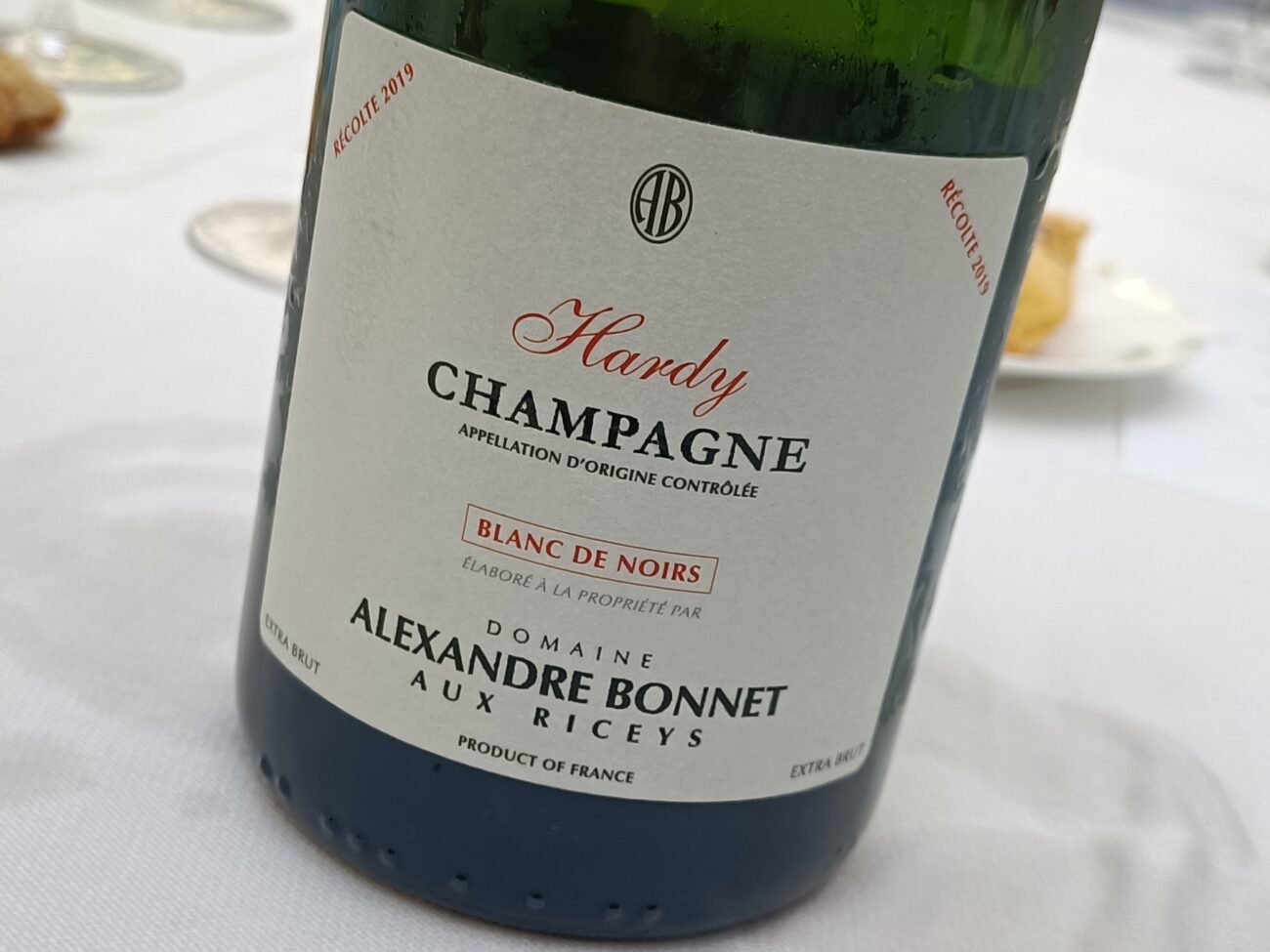 Champagne Alexandre Bonnet presenta Hardy e Les Vignes Blanches 2019