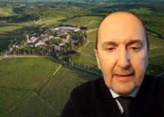 Crisi vini rossi Serve adattamento enologico secondo De Biasi San Felice Wine Estates gruppo allianz chianti classico montalcino bolgheri