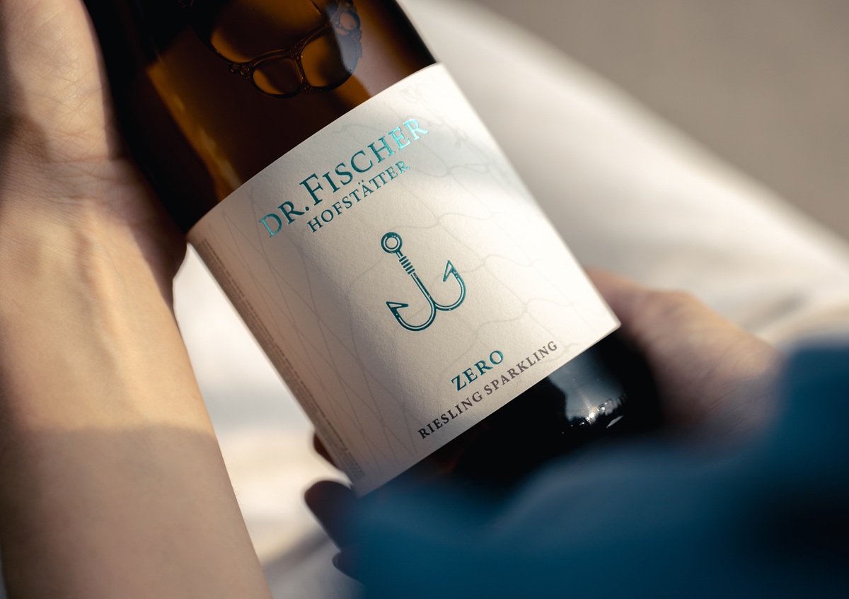 Dr. Fischer Zero Riesling Sparkling la novità di Hofstätter, sotto la lente d'ingrandimento